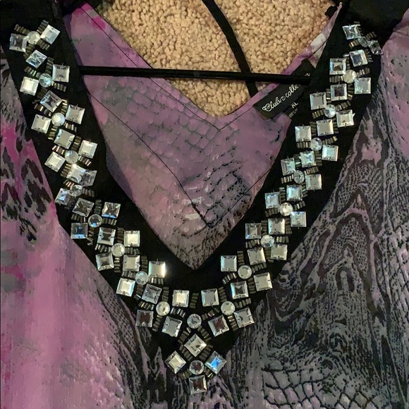 Tunic - Picture 2 of 2